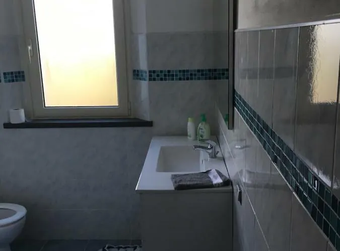 Sa Domu E Muru Nyaraló Galtellì